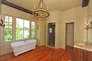Illustration for article titled Nick Saban Is Selling His Fancy-Ass Vacation Home
